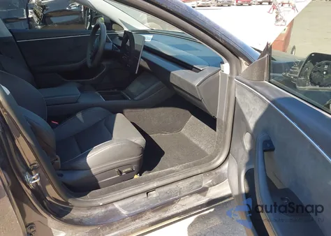 2024 Tesla Model 3 Performance All-Wheel Drive z USA, uszkodzony, nr VIN 5YJ3E1ET3RF822720